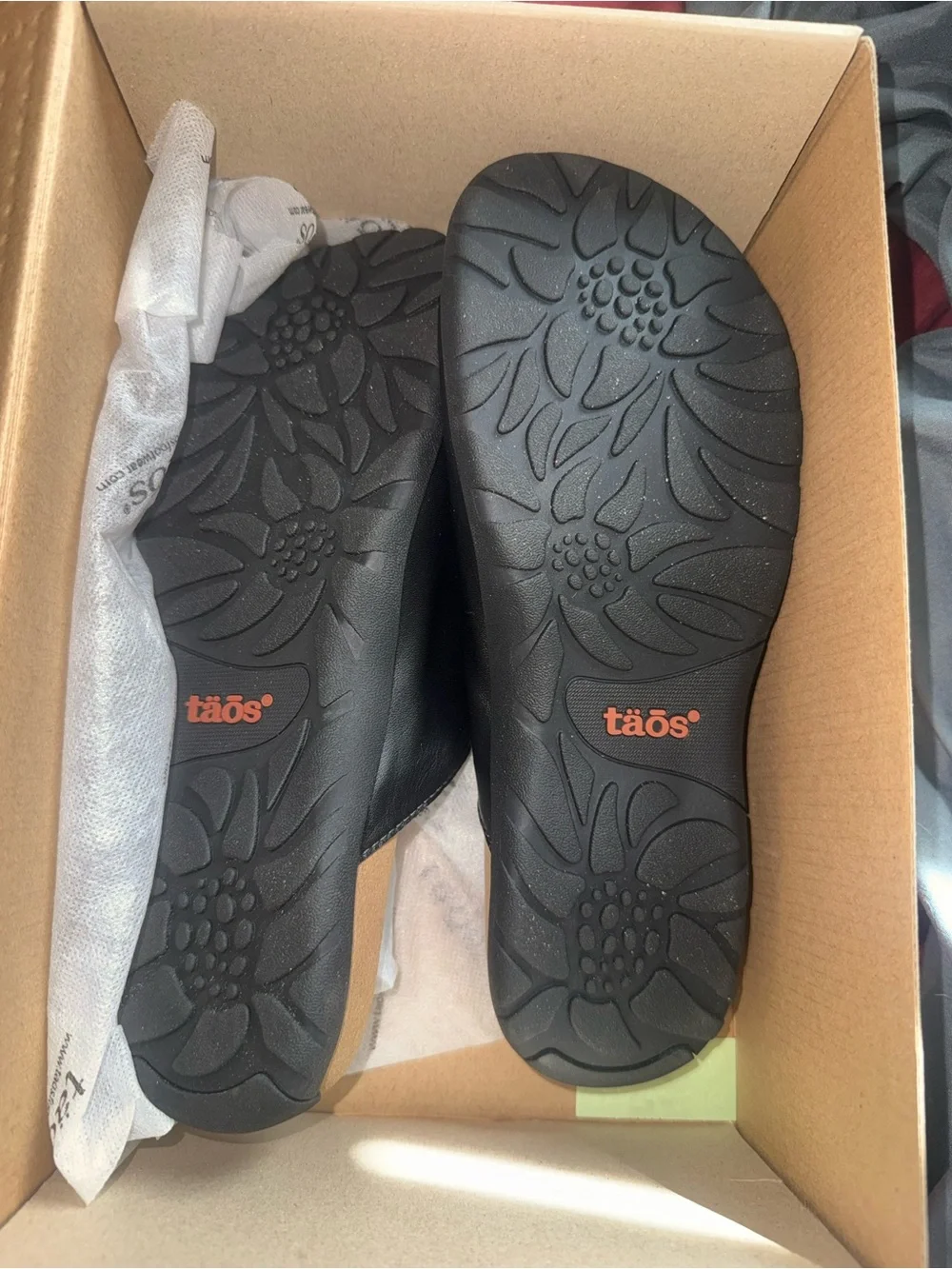 Taos Footwear Black Ruched Slide Sandals for Women